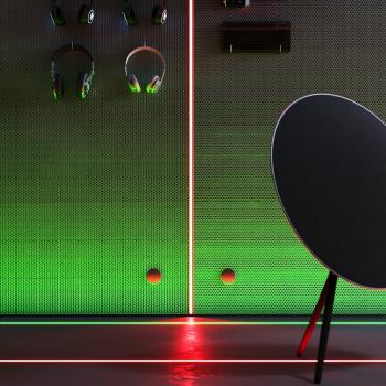 Alu-Profil Wandbeleuchtung mit auffälliger dekorativer Note